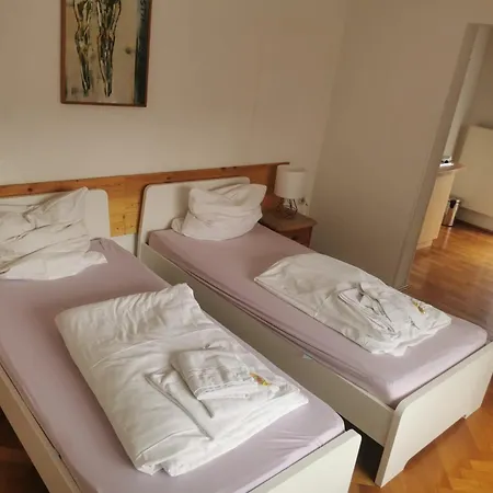 No.5 - Apartmenthaus In 슈타인 바이 뉘른베르크