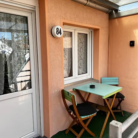 No.5 - Apartmenthaus In Apartment Stein bei Nurnberg